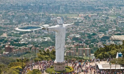 Panorámica de Cali desde el monumento de Cristo Rey